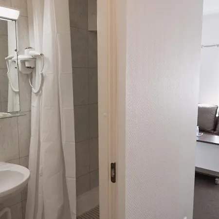 Motelis Gariunai * VNO